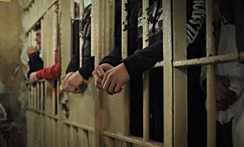 Covid, rivolta a Rebibbia: rischio processo per 55 detenuti
